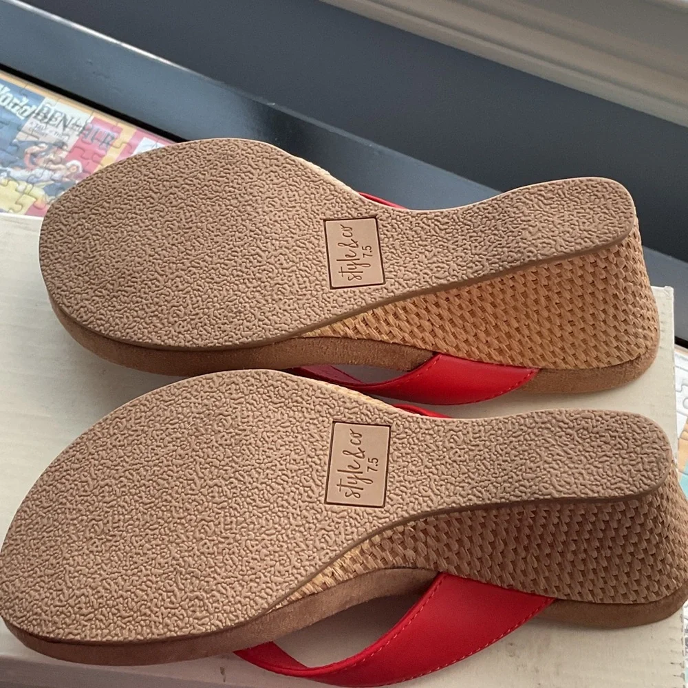 Style & Co. Vibrant Red Wedge Sandals - Picture 3 of 5